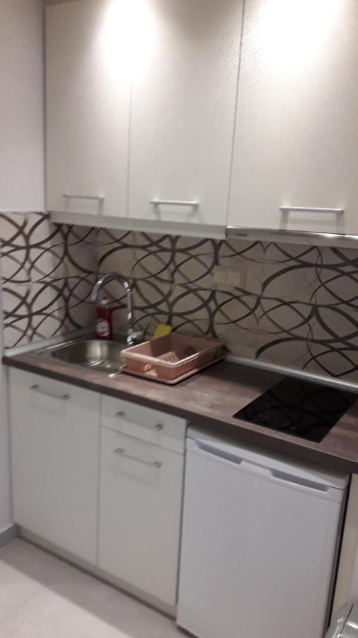House Dilena Tsimtsiri Luxury Apartment 1 リメナリア エクステリア 写真